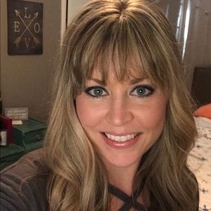 Meet your Posher, Pamela